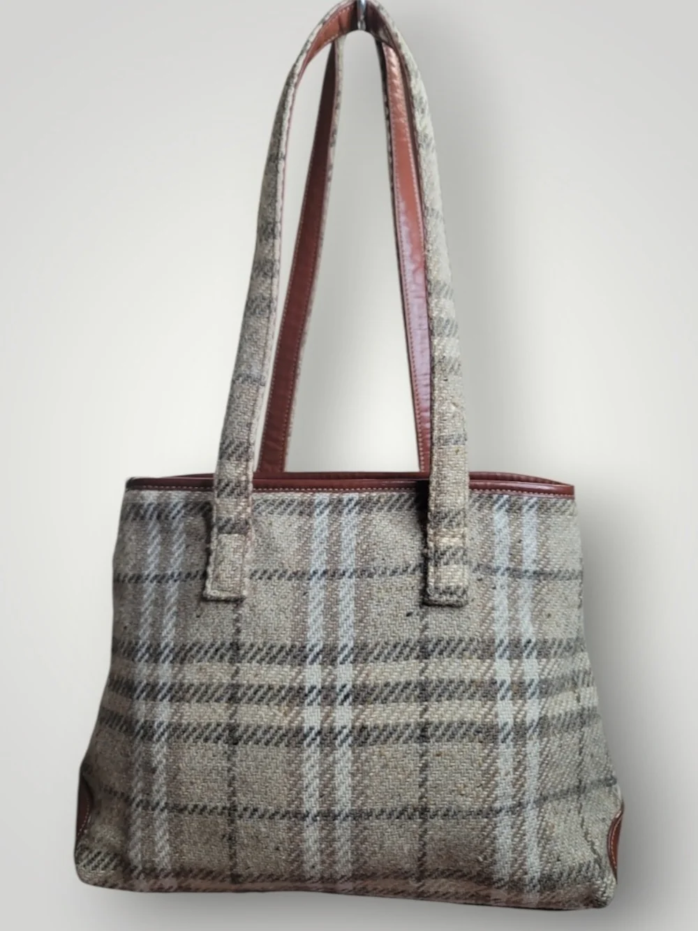 Burberrys Women’s Vintage Plaid Tote Bag Good Condition With COA